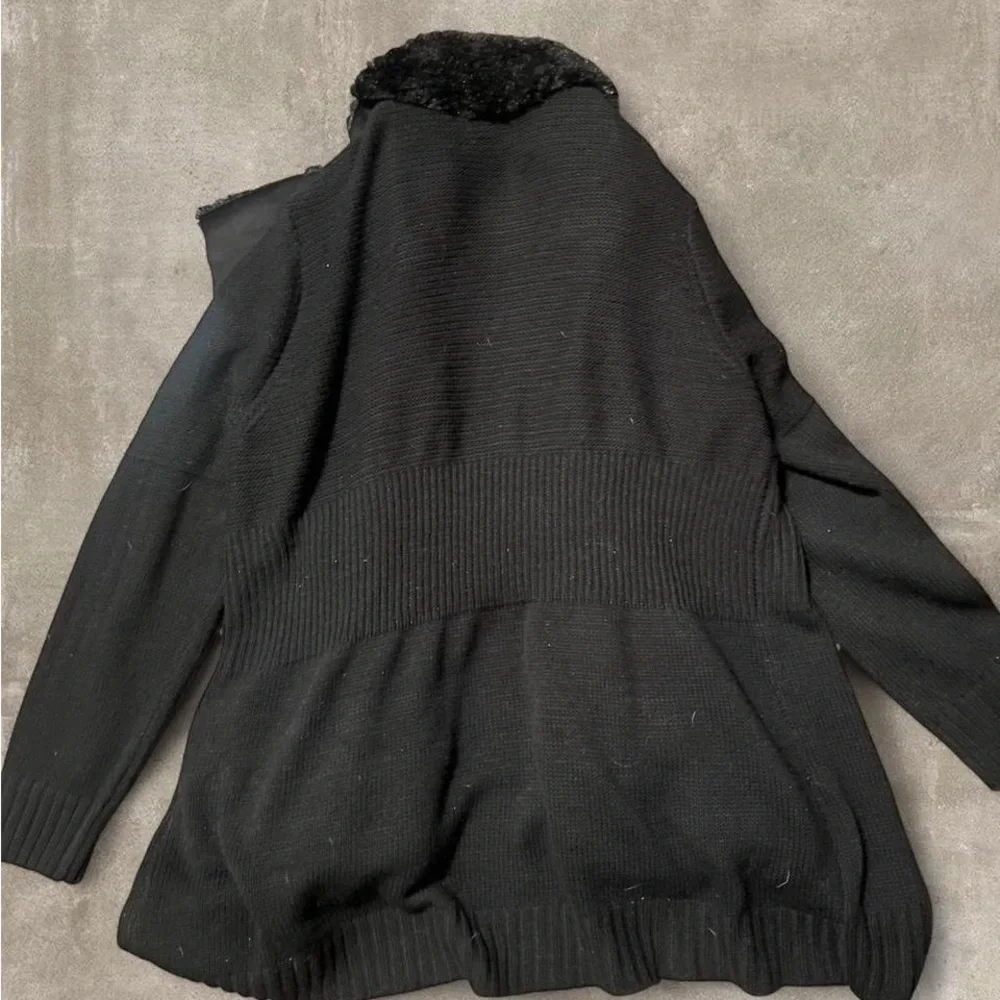 Rue21 Black Cardigan Sweater Women’s 3X Faux Fur Collar Open Front Cozy - Picture 5 of 5